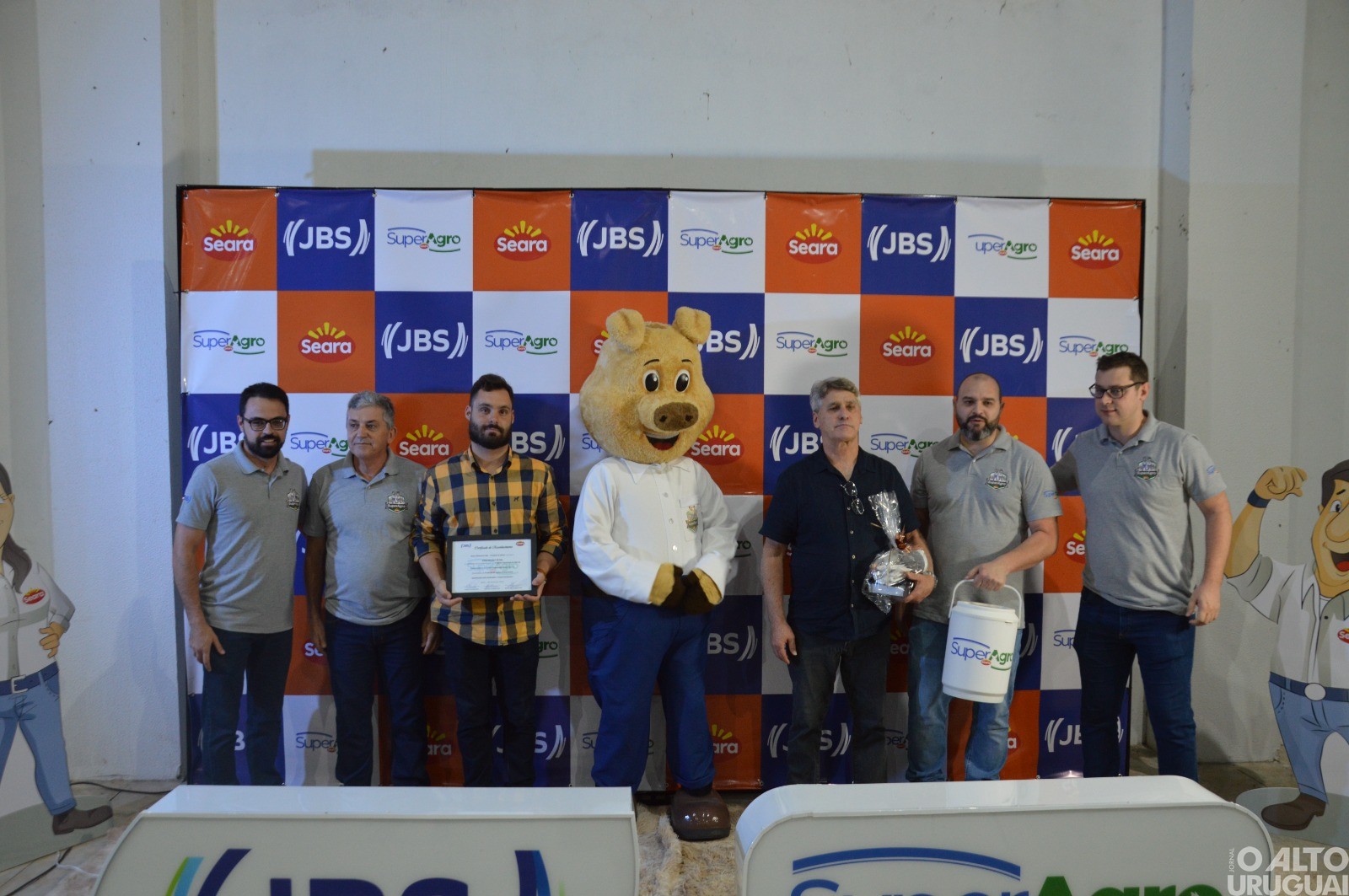 SuperAgro premia melhores produtores integrados
