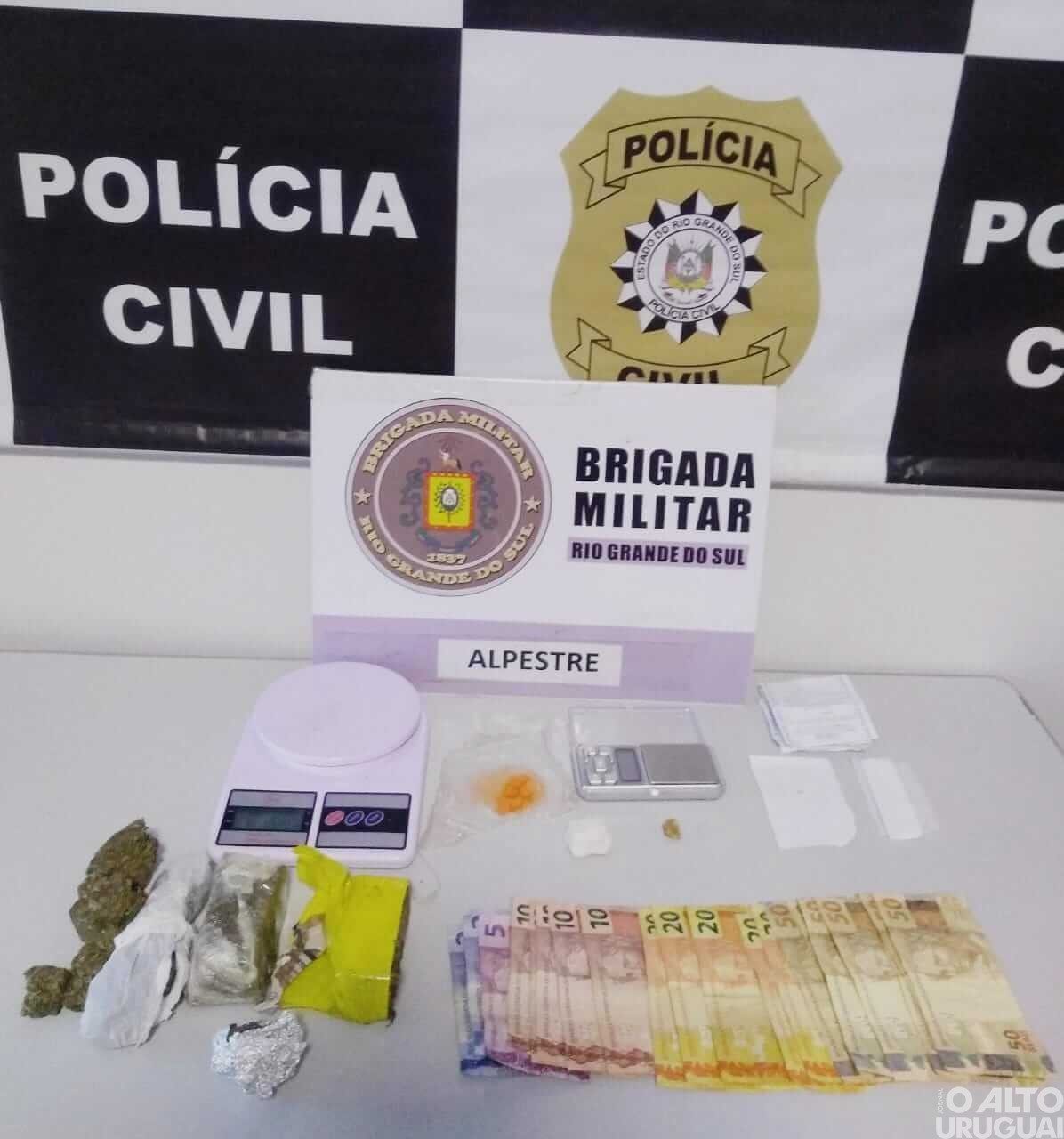 Polícia cumpre mandado de busca e apreensão e prende mulher em Alpestre