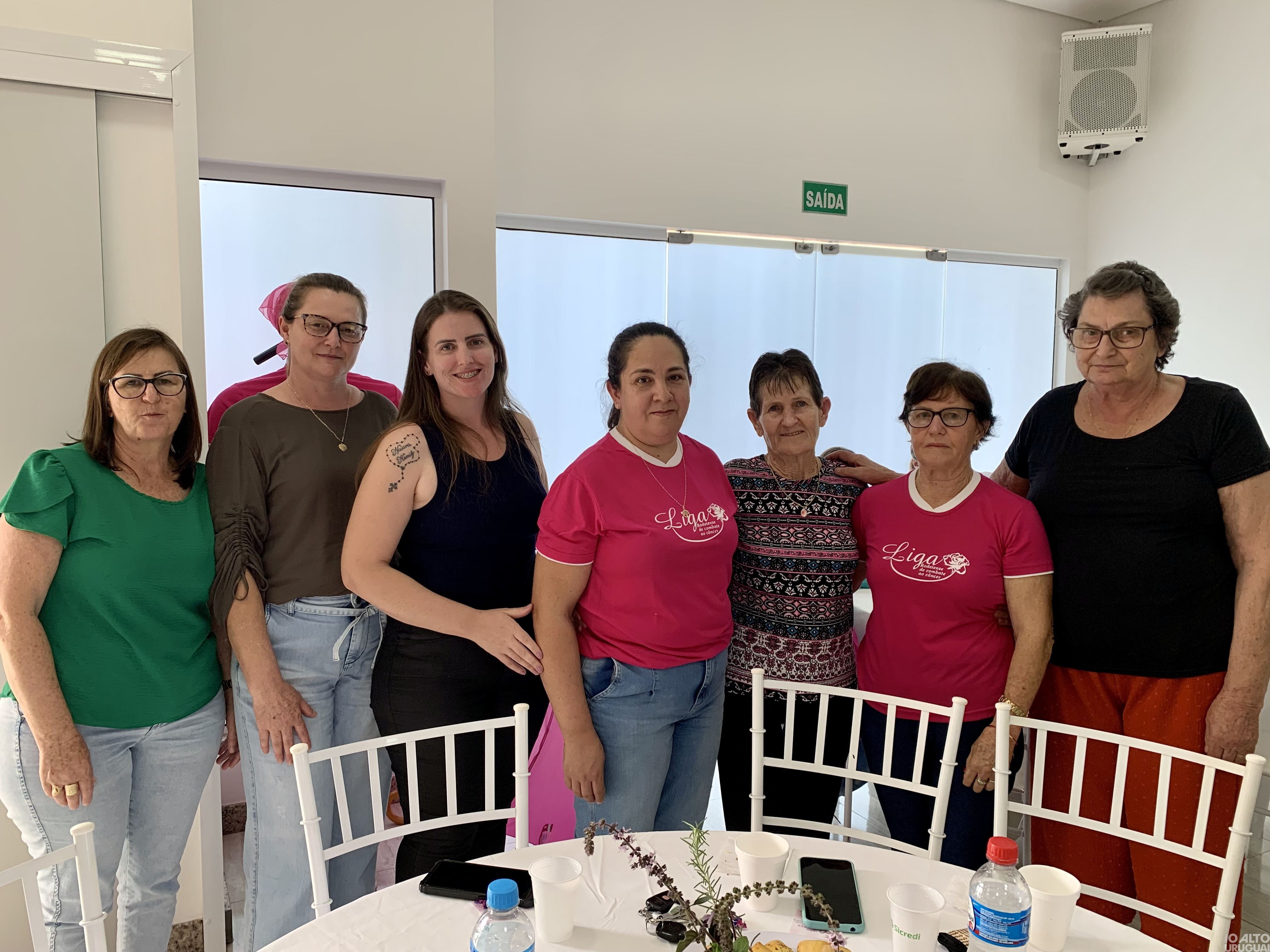 Liga Rodeiense reúne mulheres em Rodeio Bonito para 5º Chá da Liga
