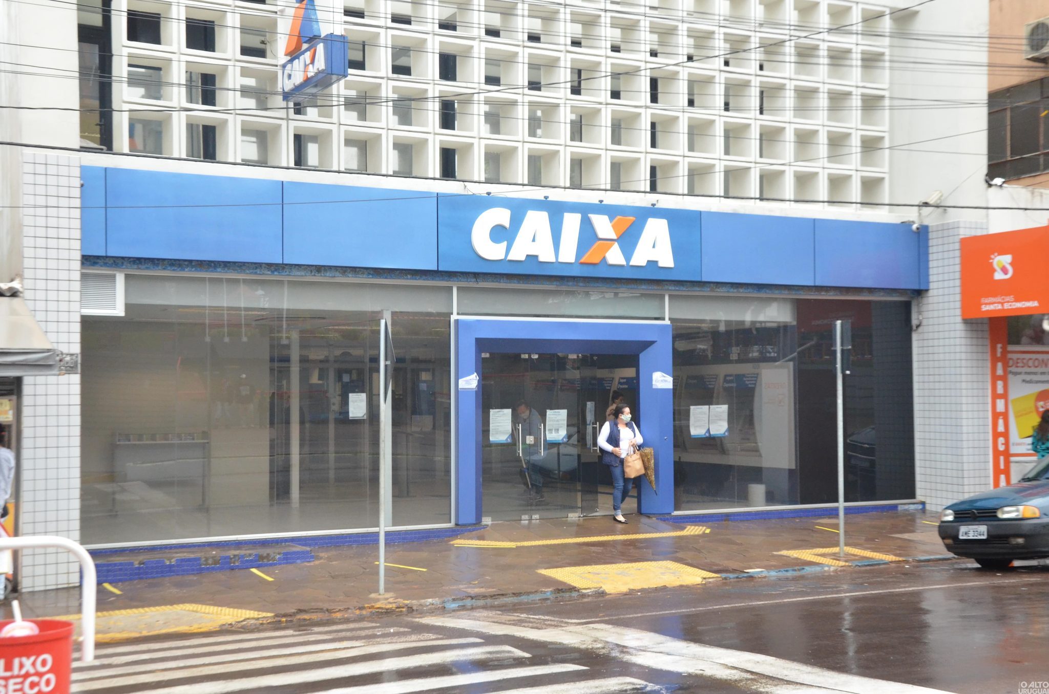 Agência Caixa de FW retoma horários regulares de atendimento