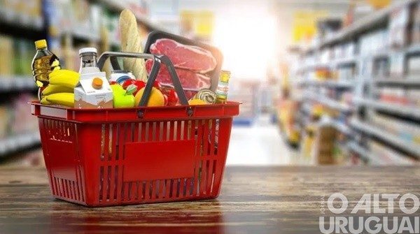 Governador revoga decreto que retira benefícios fiscais da cesta básica no RS