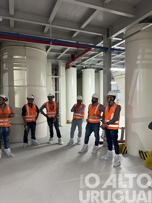 JBS apresenta a estrutura da fábrica de ração em Seberi