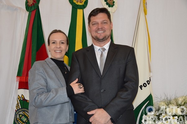 Câmara de Vereadores de Seberi homenageia pioneiros