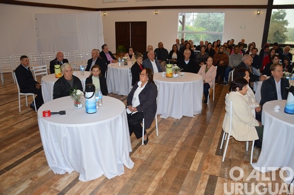 Câmara de Vereadores de Seberi homenageia pioneiros