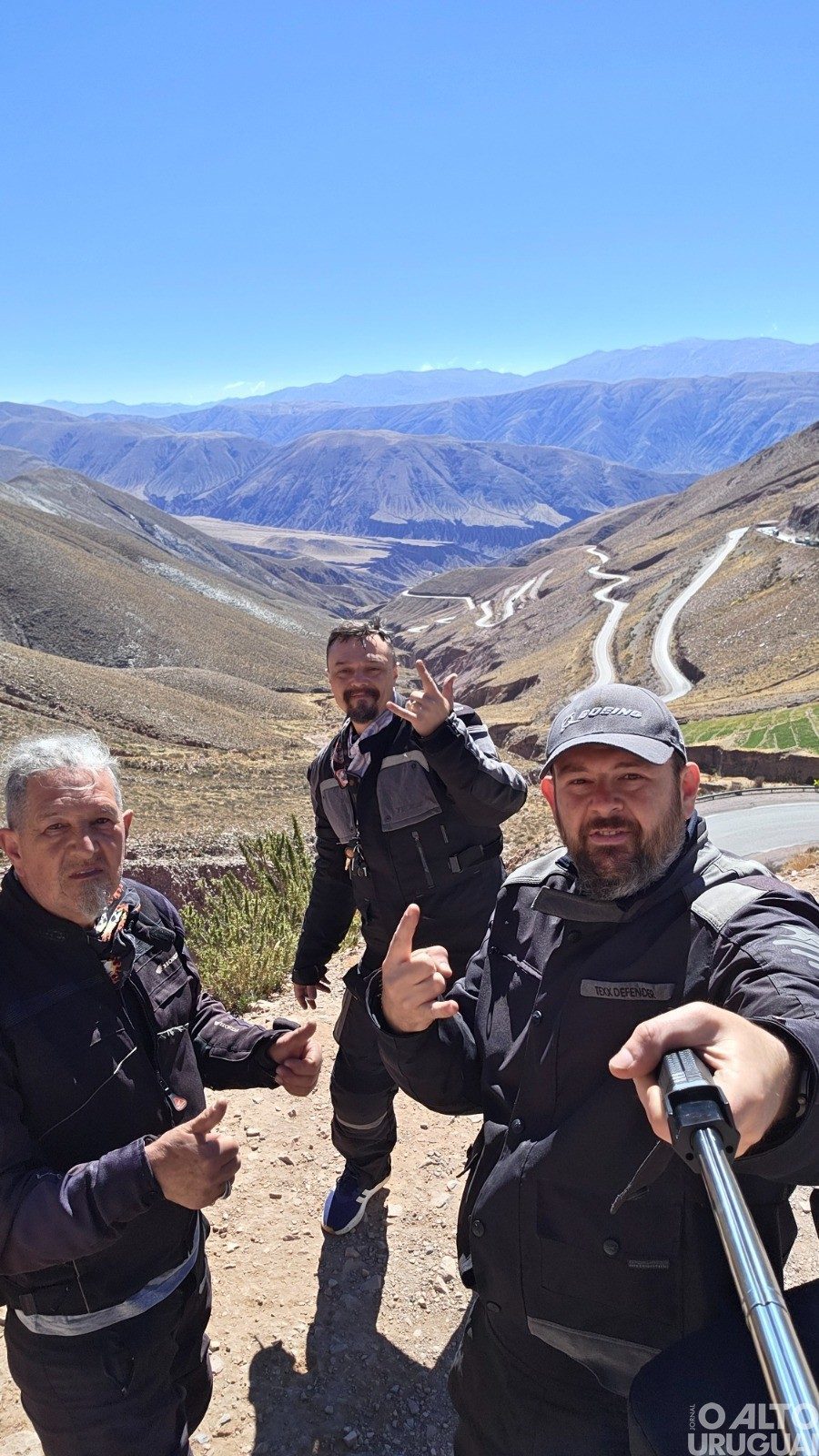 Trio de motociclistas frederiquenses percorre mais de 7.000km até o Oceano Pacífico