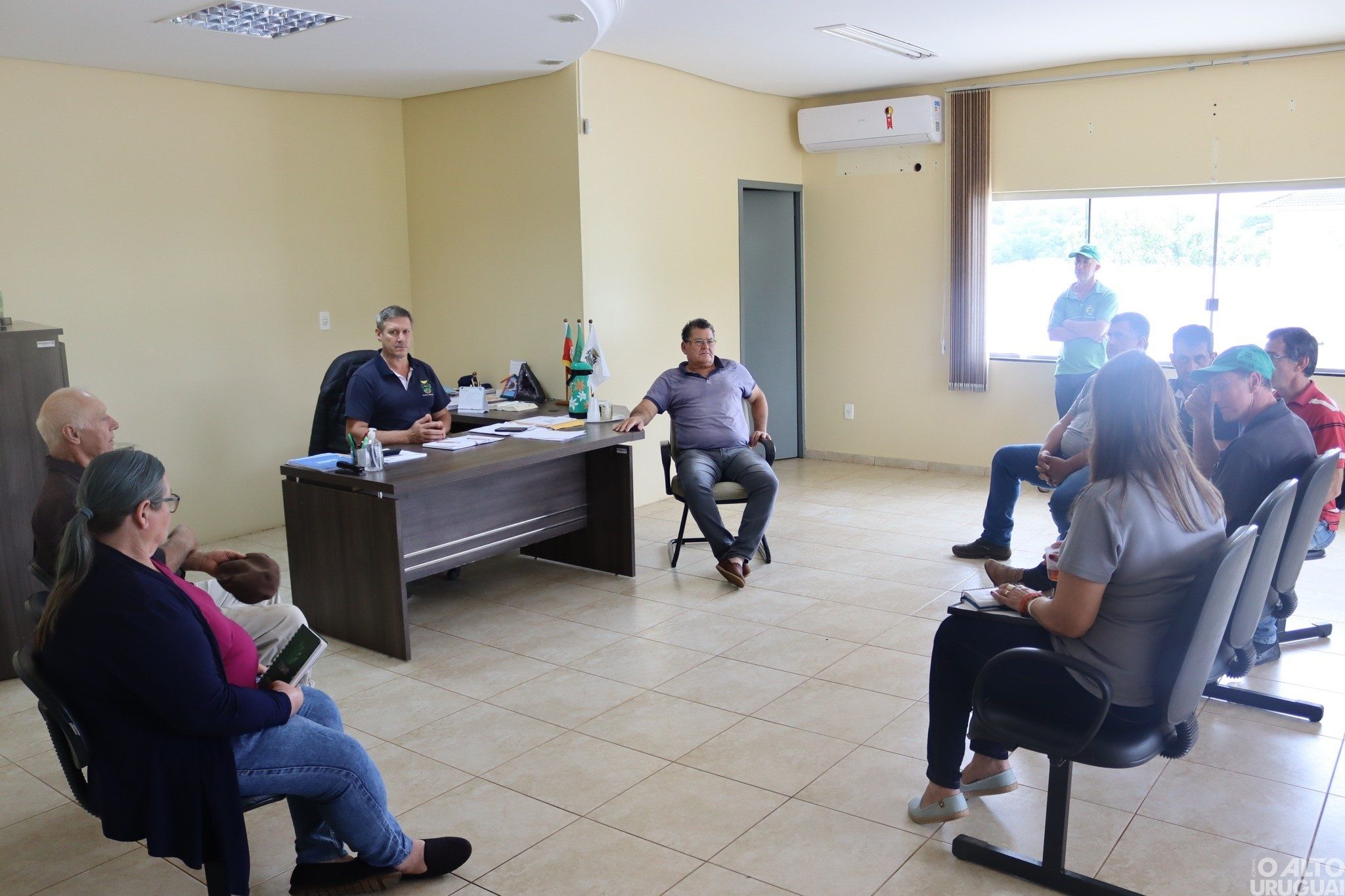 Membros do Conselho da Agricultura de Cristal do Sul realizam reunião