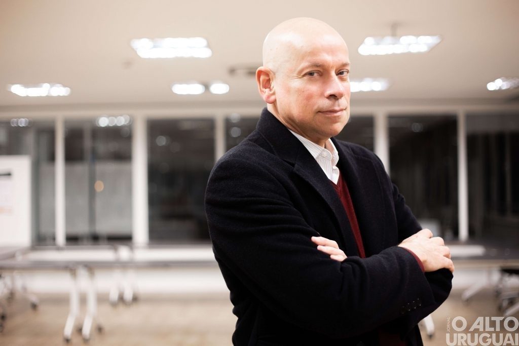 Palestra com Leandro Karnal está no 3º lote