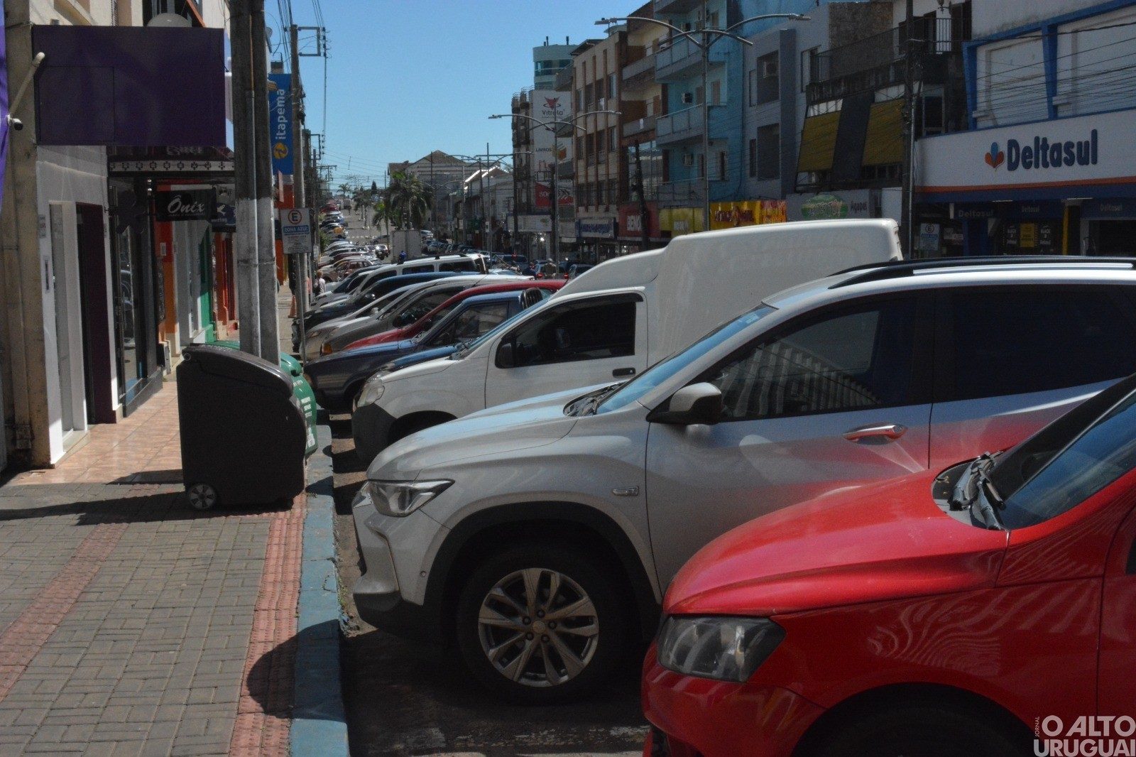 Prefeitura regulamenta novo sistema de estacionamento rotativo em FW