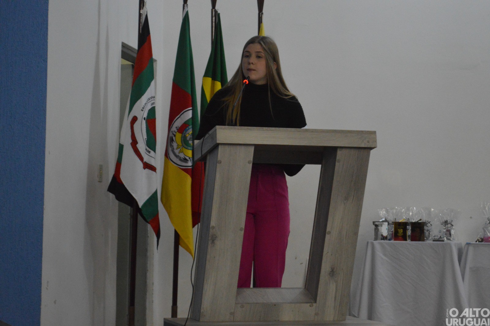 Estudantes de Rodeio Bonito participam da final do Concurso de Oratória nas Escolas