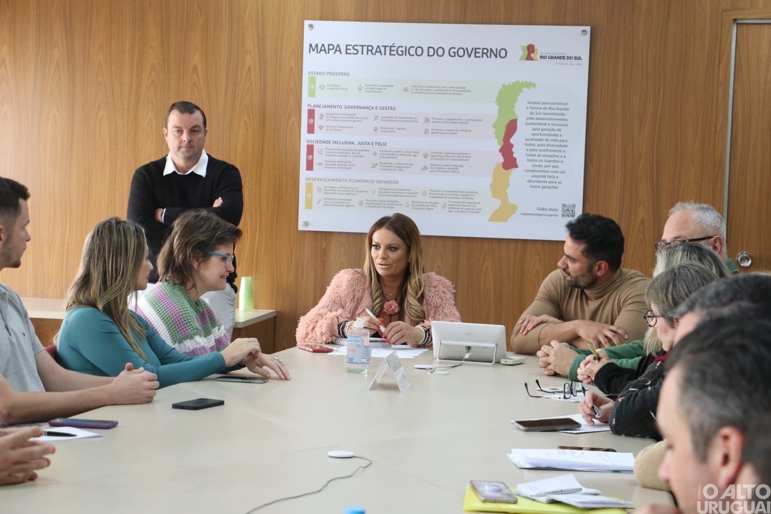 Iraí participa de reunião com lideranças do Estado