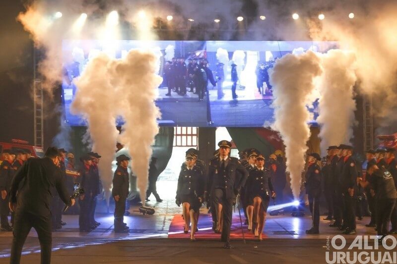 Corpo de Bombeiros Militar do RS forma 53 novos capitães
