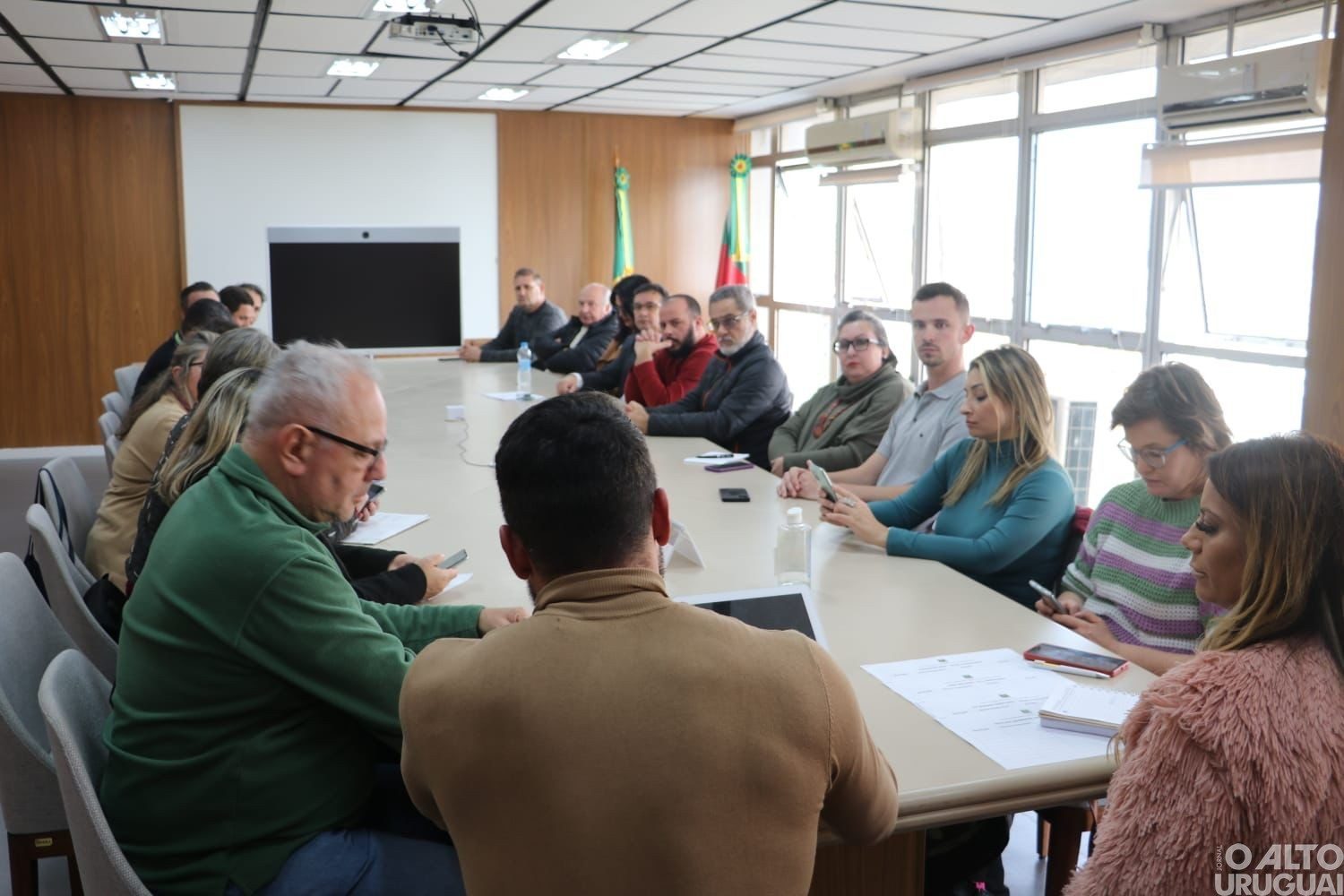 Iraí participa de reunião com lideranças do Estado