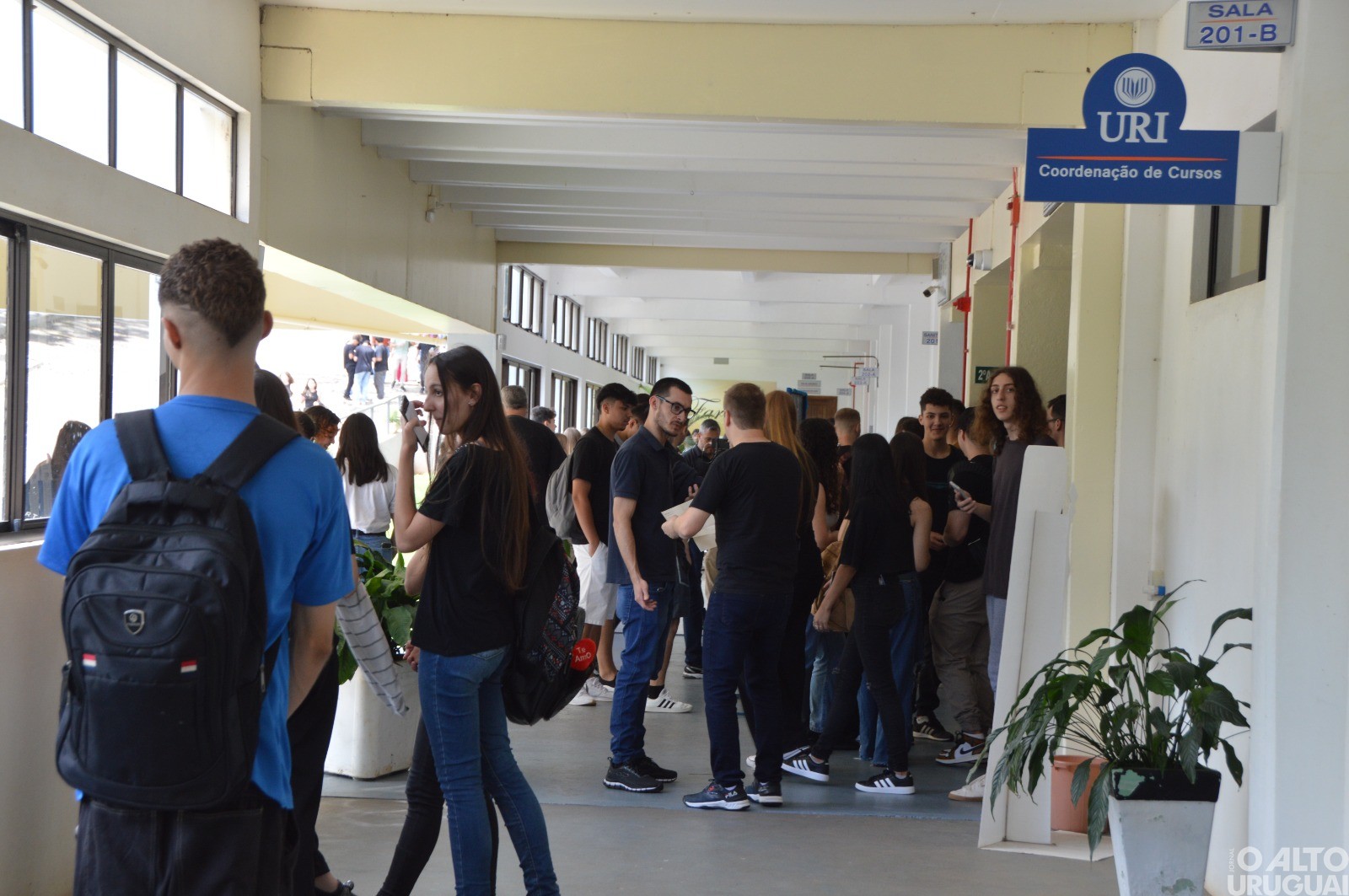 Mais de 500 estudantes prestam Vestibular de Verão da URI