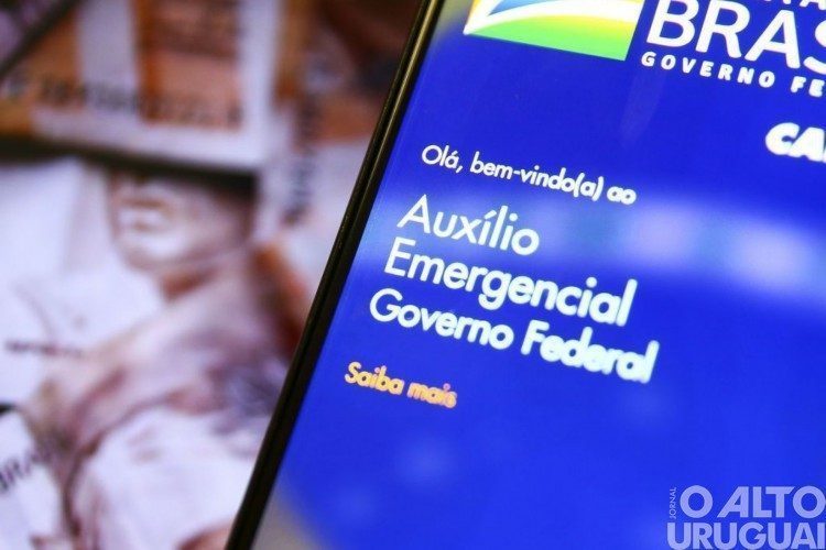 Auxílio emergencial é pago a beneficiários do Bolsa Família com NIS 4