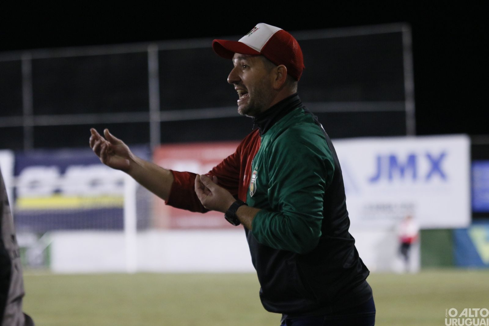 Ex-treinador do União garante permanência na elite do campeonato estadual