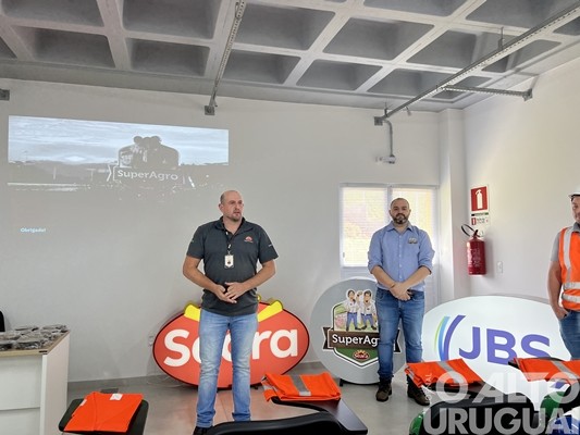 JBS apresenta a estrutura da fábrica de ração em Seberi
