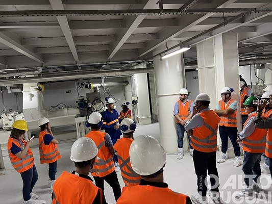 JBS apresenta a estrutura da fábrica de ração em Seberi