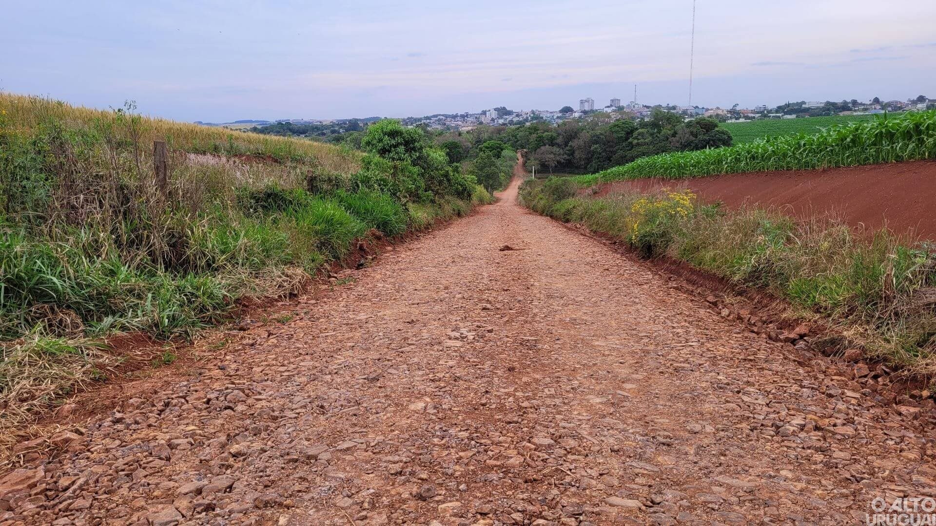 Secretaria de Obras de Seberi realiza melhorias nas estradas