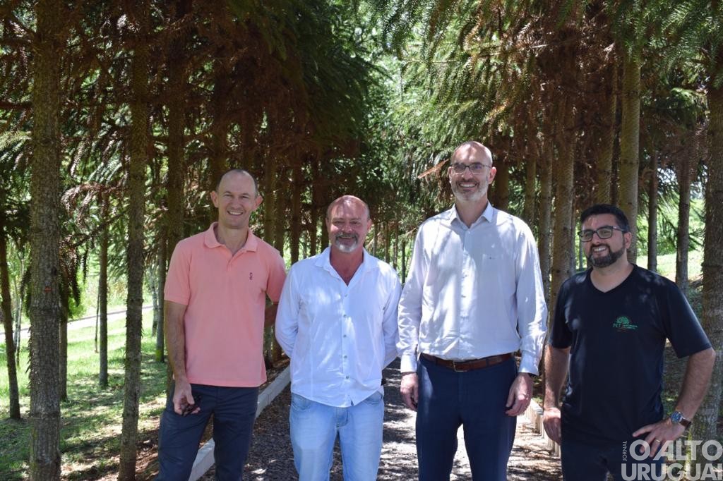 Reitor da UFSM visita campus de Frederico Westphalen