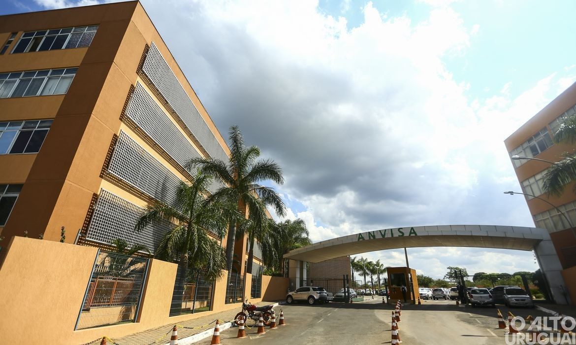 Medicamento à base de cannabis é autorizado pela Anvisa