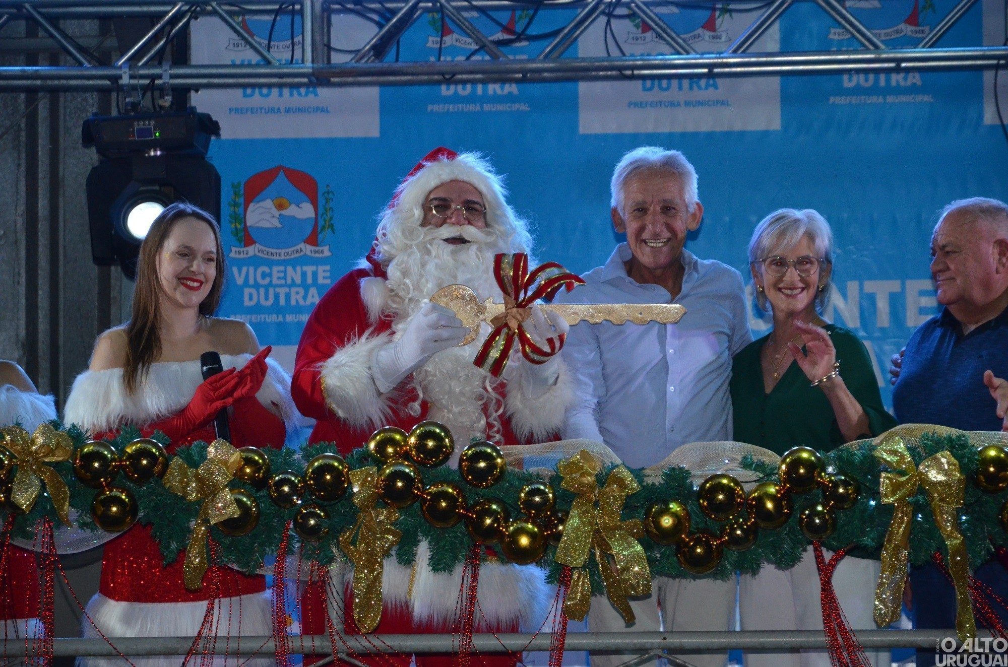 Vicente Dutra abre o 5º Natal Encantado com participação da comunidade