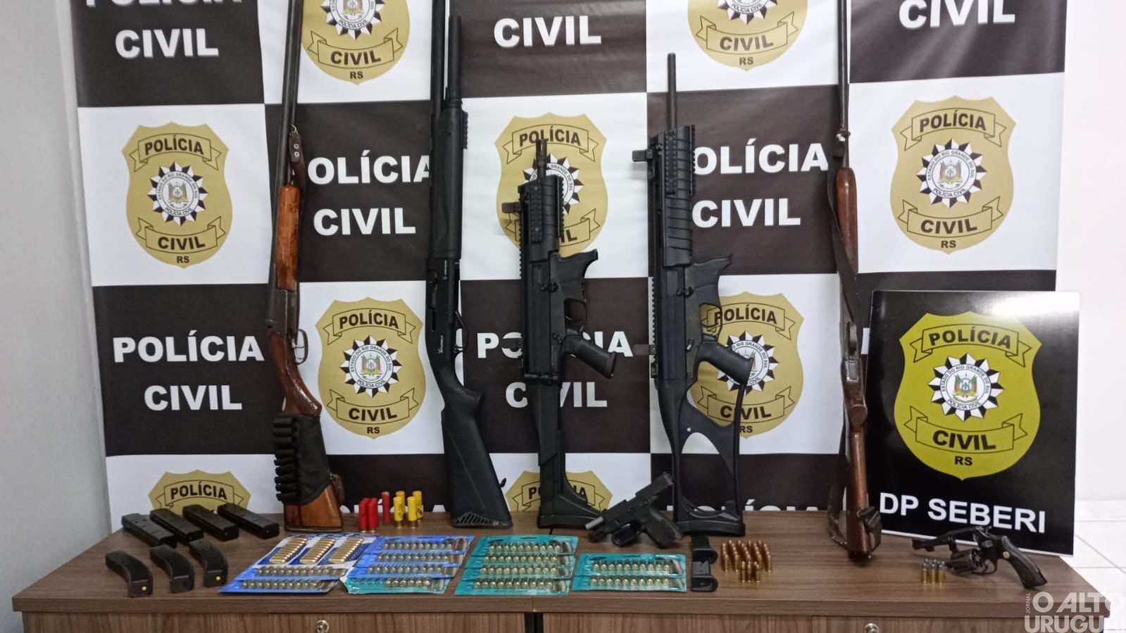 Polícia Civil prende seis pessoas e apreende armas em operação na região