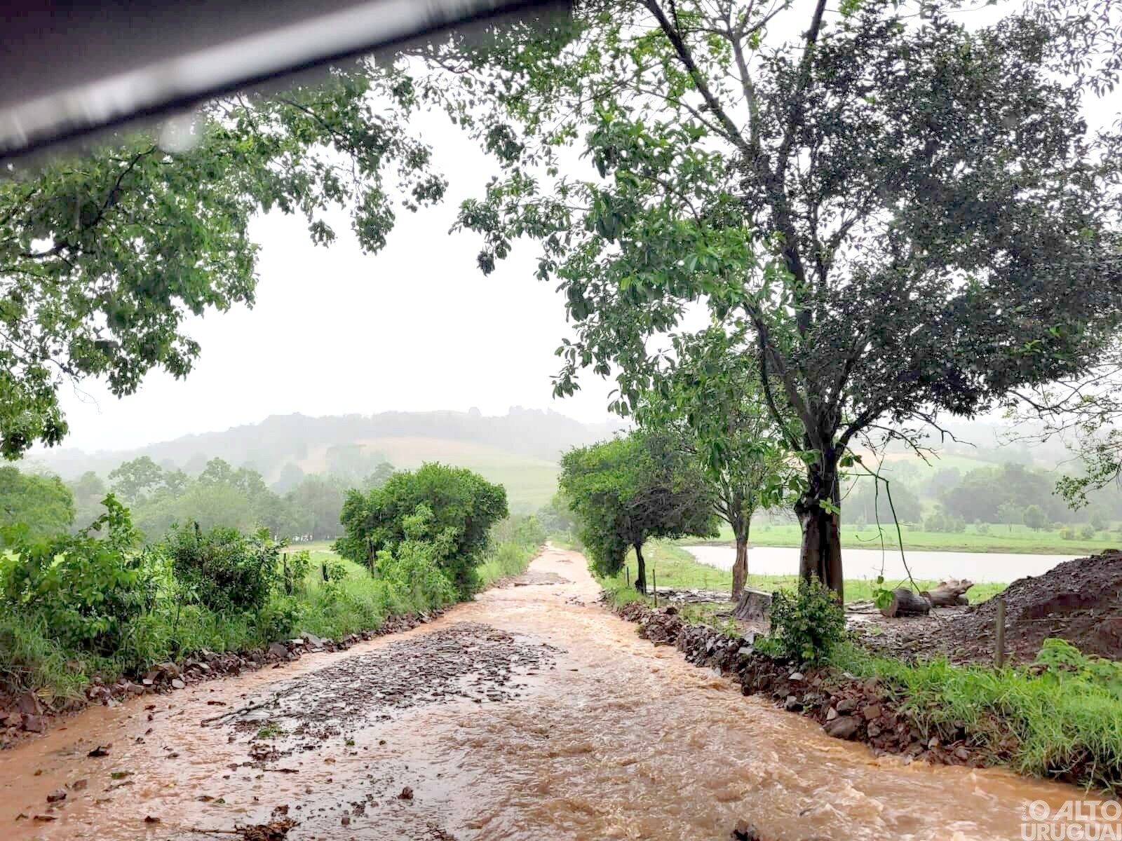 Fortes chuvas de Novo Tiradentes causam estragos no município