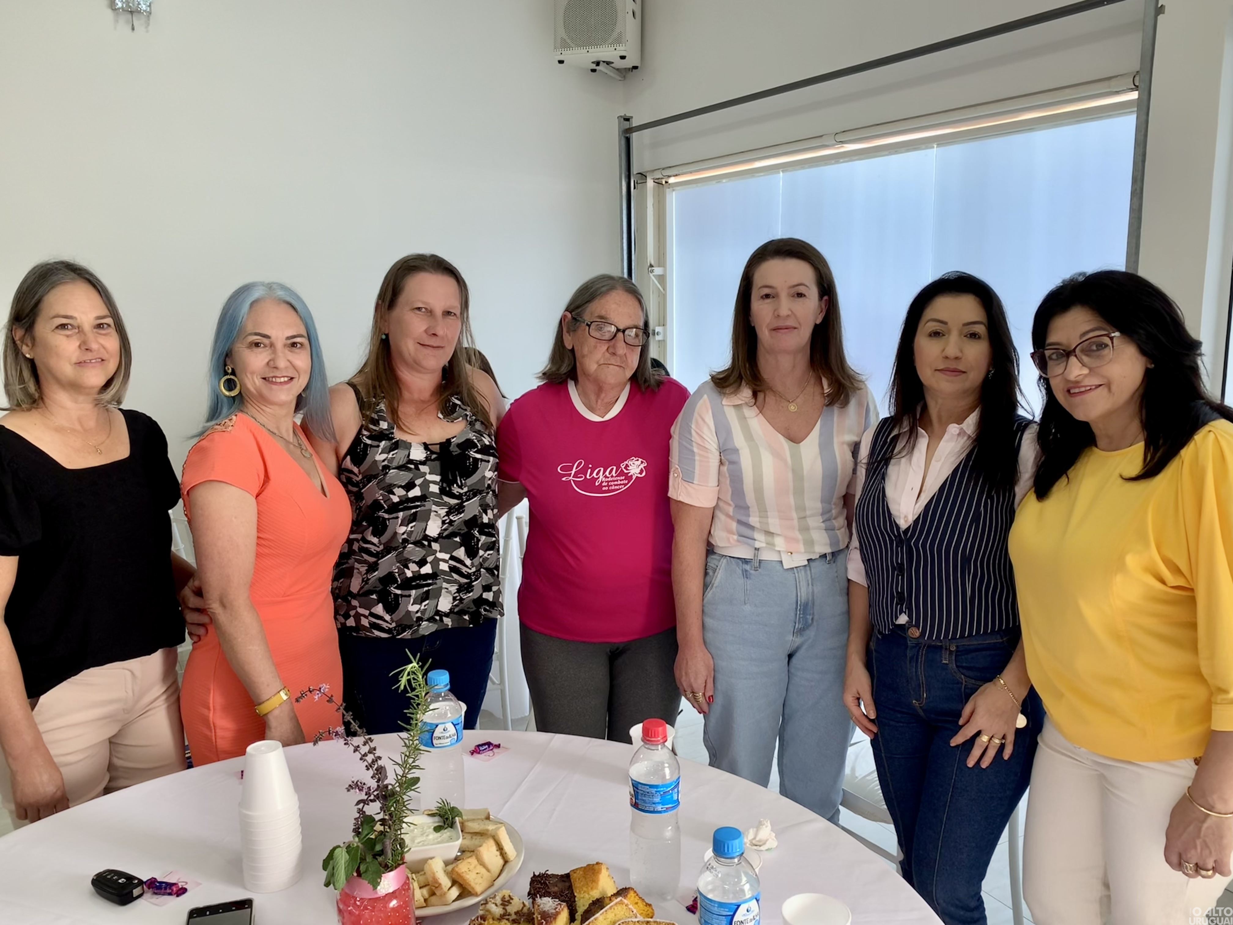 Liga Rodeiense reúne mulheres em Rodeio Bonito para 5º Chá da Liga