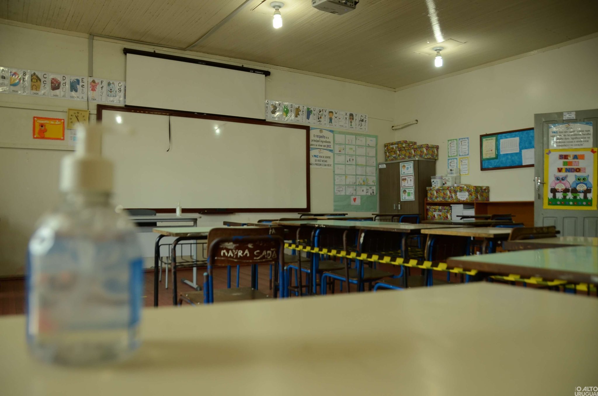 Decreto do governo deve acabar com o distanciamento nas escolas