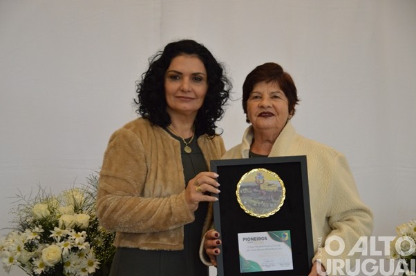 Câmara de Vereadores de Seberi homenageia pioneiros