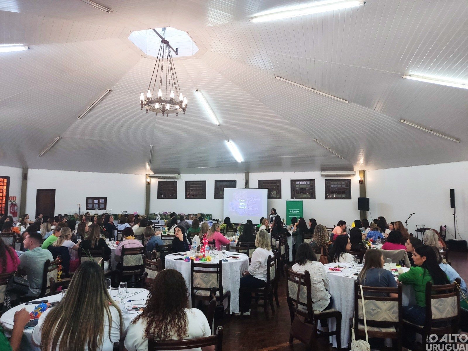 Unimed Noroeste/RS reúne profissionais em evento alusivo ao Dia da Secretária