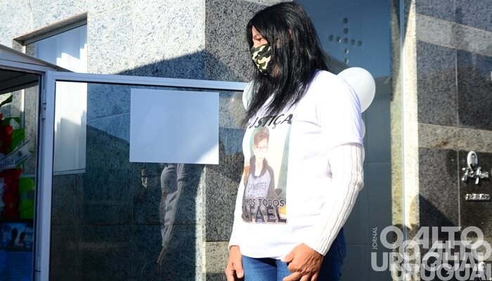 Comunidade relembra um ano do Caso Rafael com homenagens e desabafo