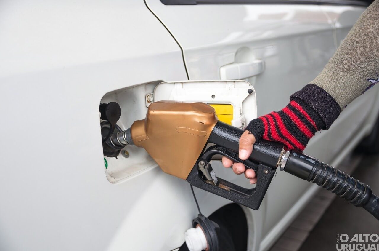 Petrobrás anuncia novo reajuste nós combustíveis