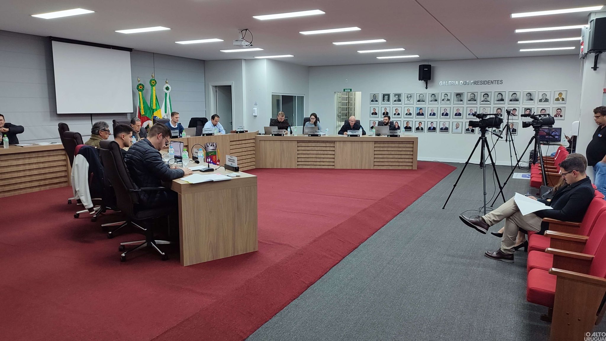 Legislativo de FW autoriza criação de cargo de bibliotecário