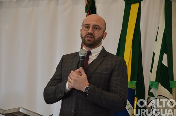 Câmara de Vereadores de Seberi homenageia pioneiros