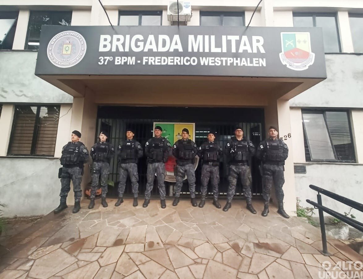 37°BPM recebe reforço de policiais do 3° BPChoque