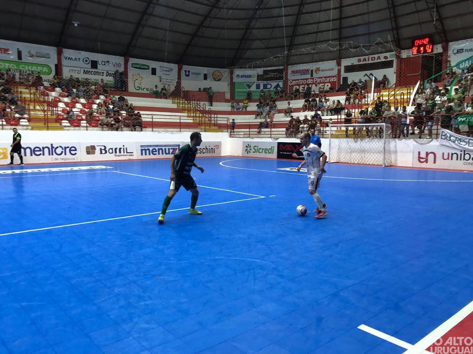 Lokomotiv vence o Guarani em FW