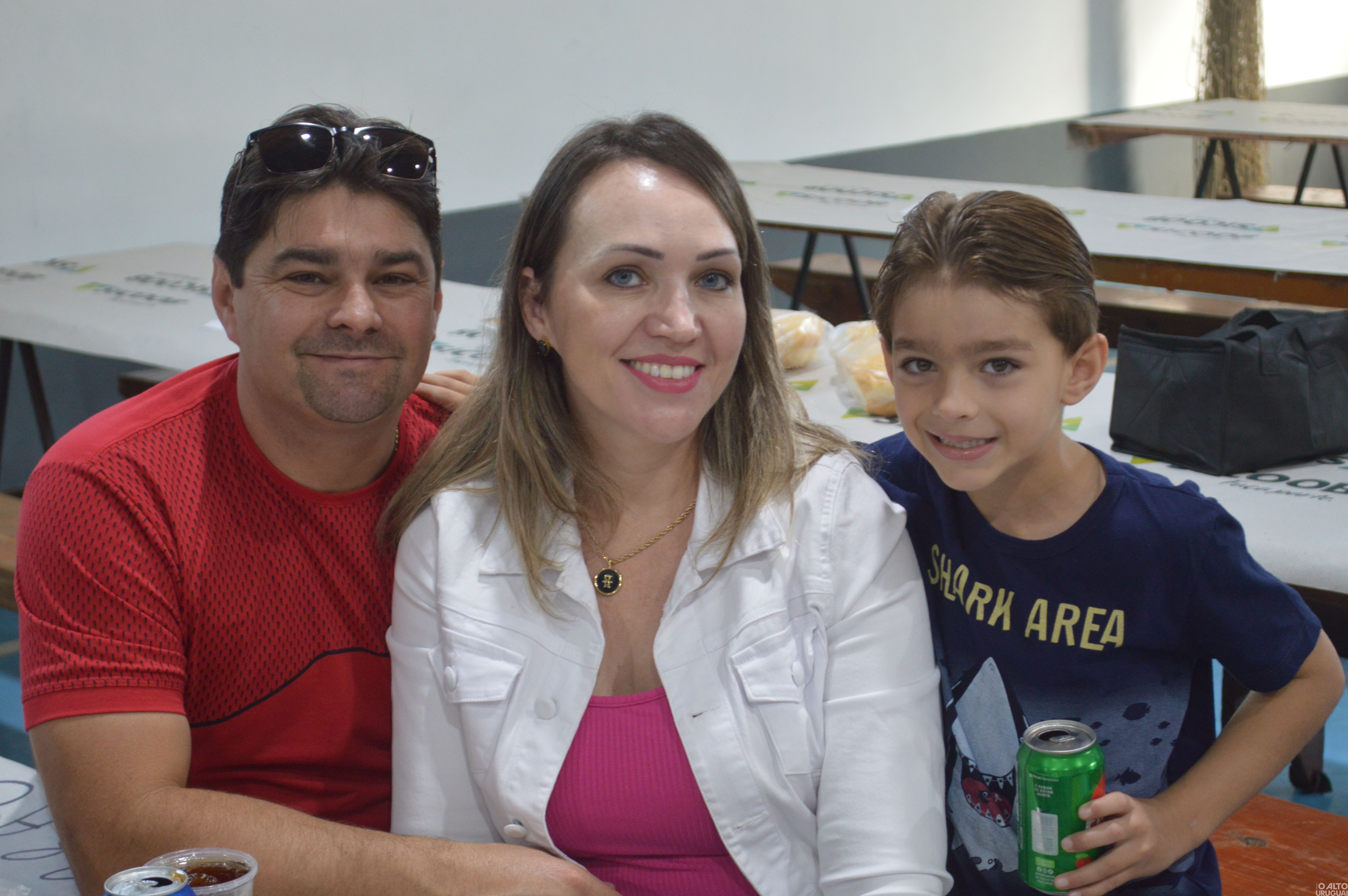 Festa em homenagem a São Cristóvão reúne centenas de pessoas em FW