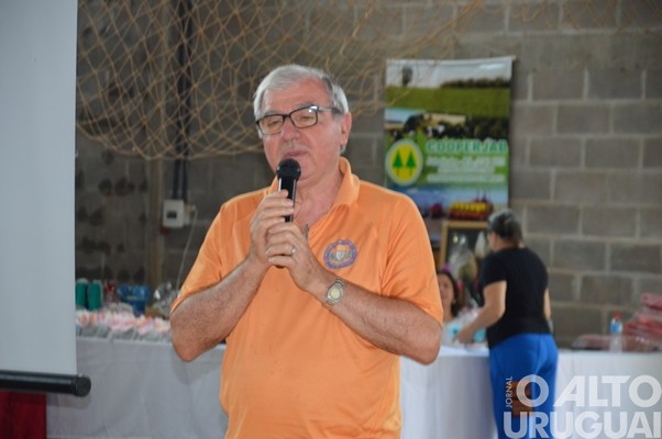 Centenas de mulheres participam de encontro em Jaboticaba