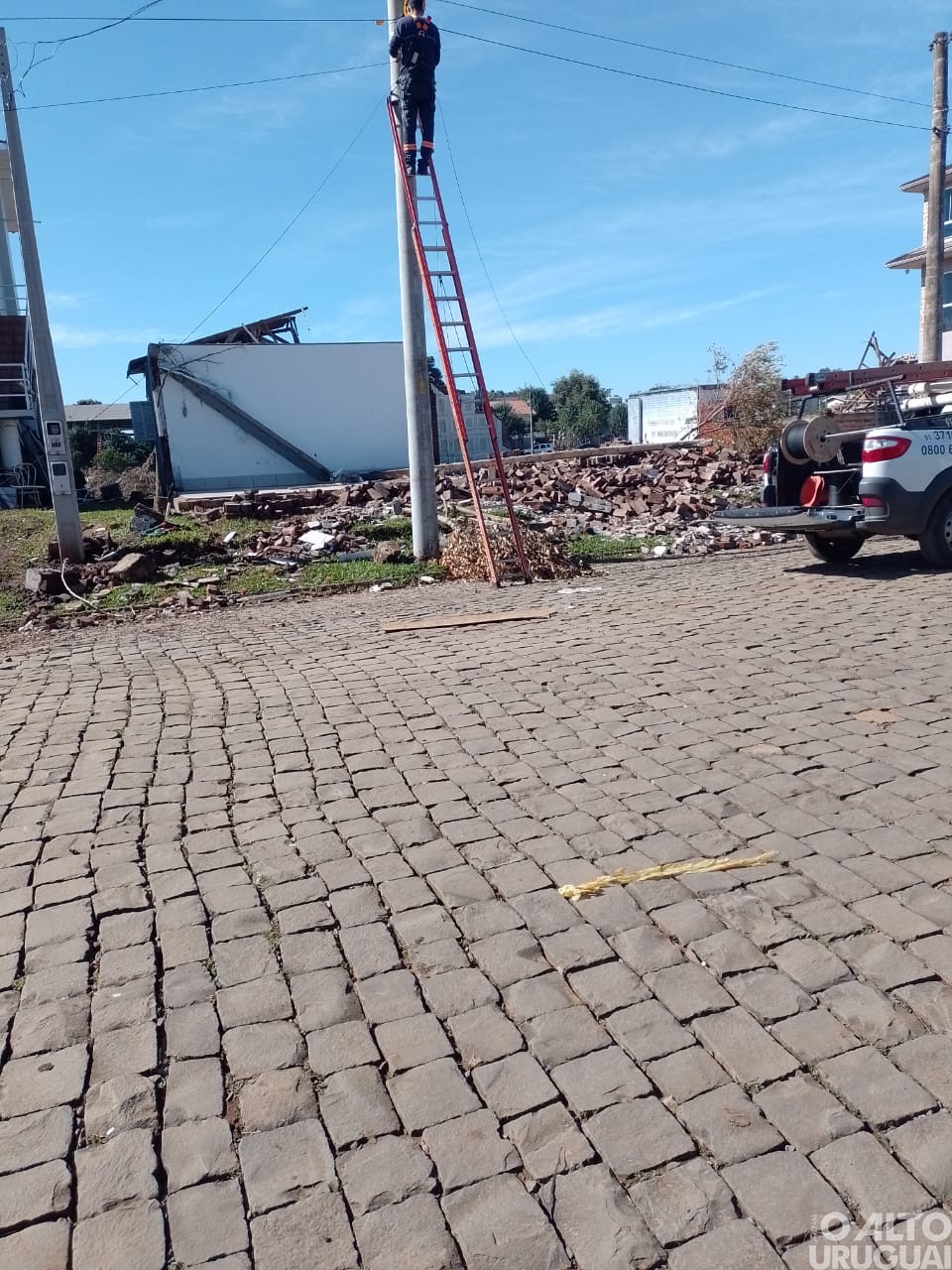 Tchêturbo ajuda na reconstrução da rede de internet do Vale do Taquari