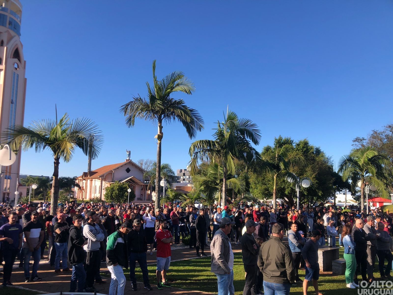 Comunidade realiza mobilização para reabertura dos garimpos