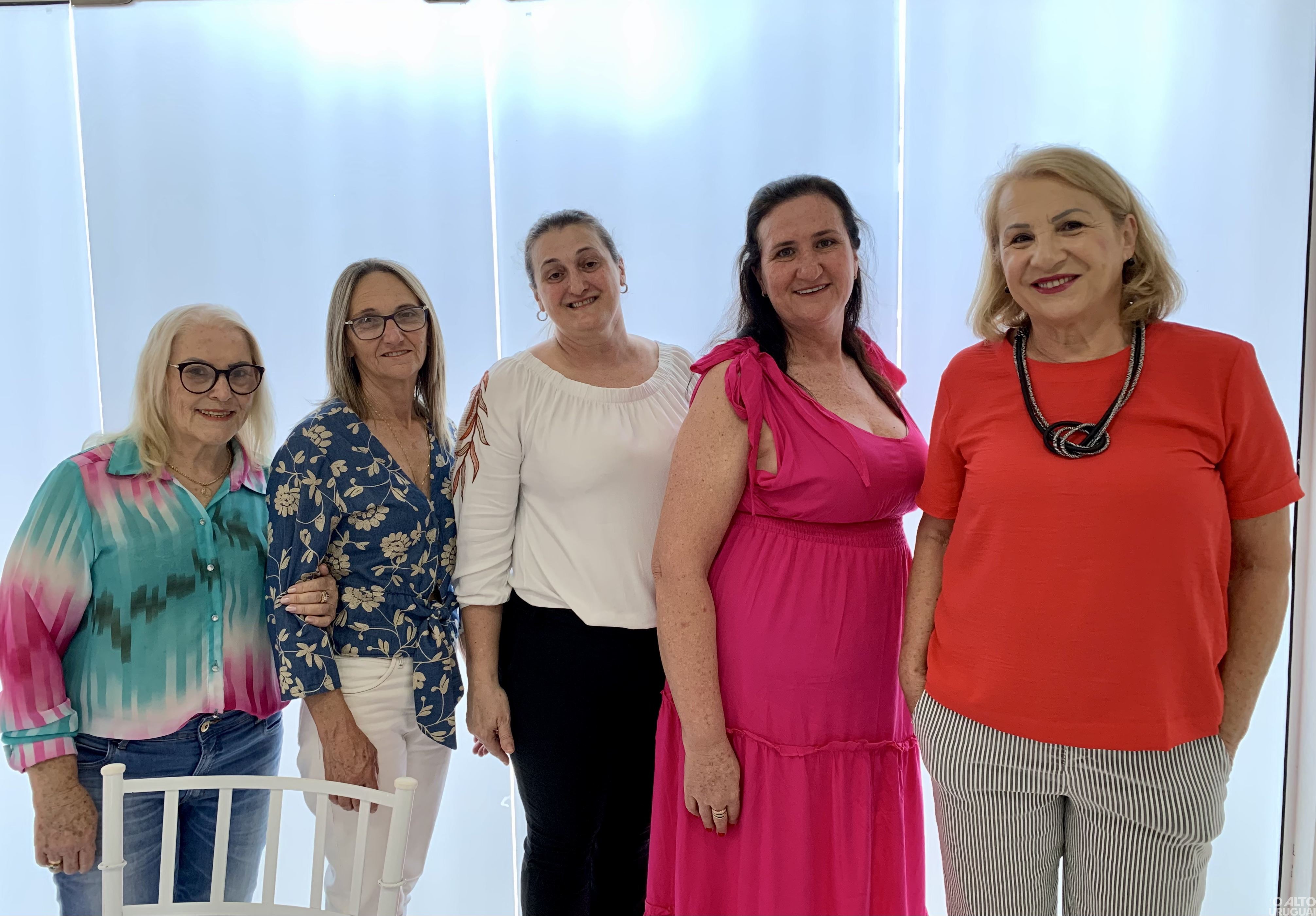 Liga Rodeiense reúne mulheres em Rodeio Bonito para 5º Chá da Liga
