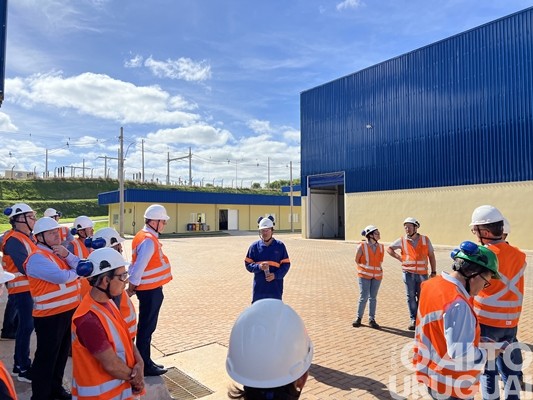 JBS apresenta a estrutura da fábrica de ração em Seberi