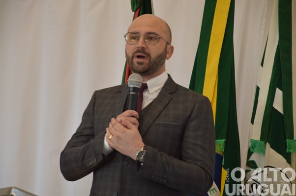 Câmara de Vereadores de Seberi homenageia pioneiros