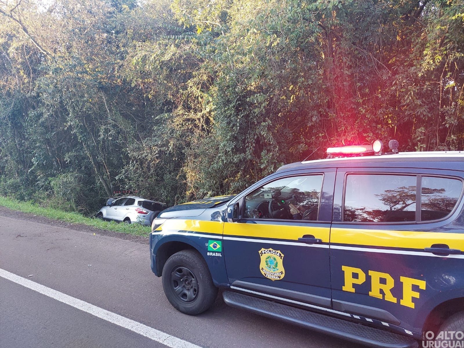 Carro com placas de FW se envolve em acidente com morte em Constantina