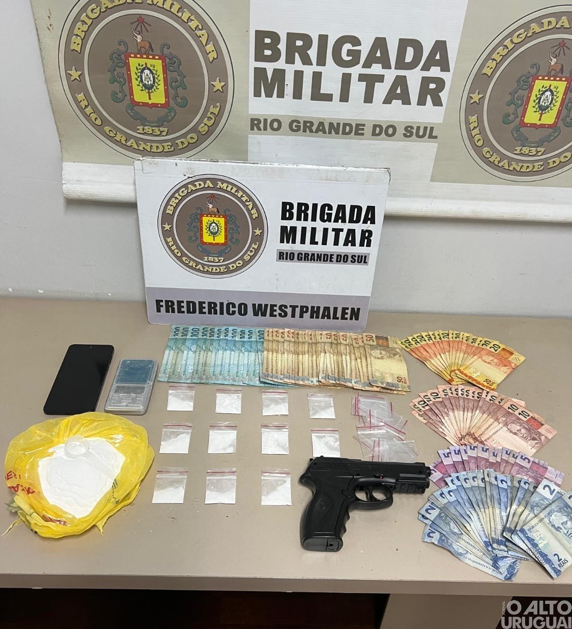 BM prende homem de 22 anos por tráfico de drogas em FW