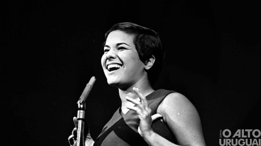 Elis Regina completaria 80 anos nesta segunda-feira