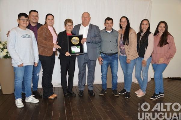 Câmara de Vereadores de Seberi homenageia pioneiros