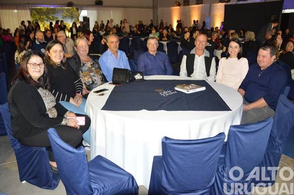 Palestra-show com Otélio Drebes reúne mais de 600 pessoas em Seberi