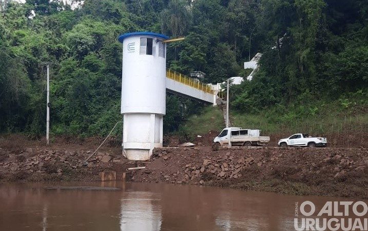 Iraí: estação de bombeamento de água volta a operar junto ao rio do Mel